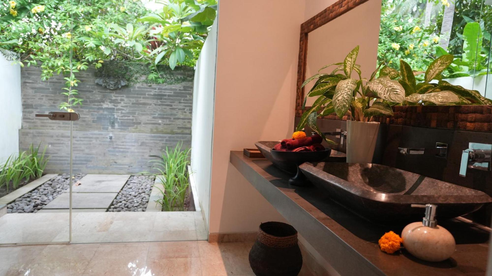Kelapa Retreat & Spa Pulukan Exterior photo